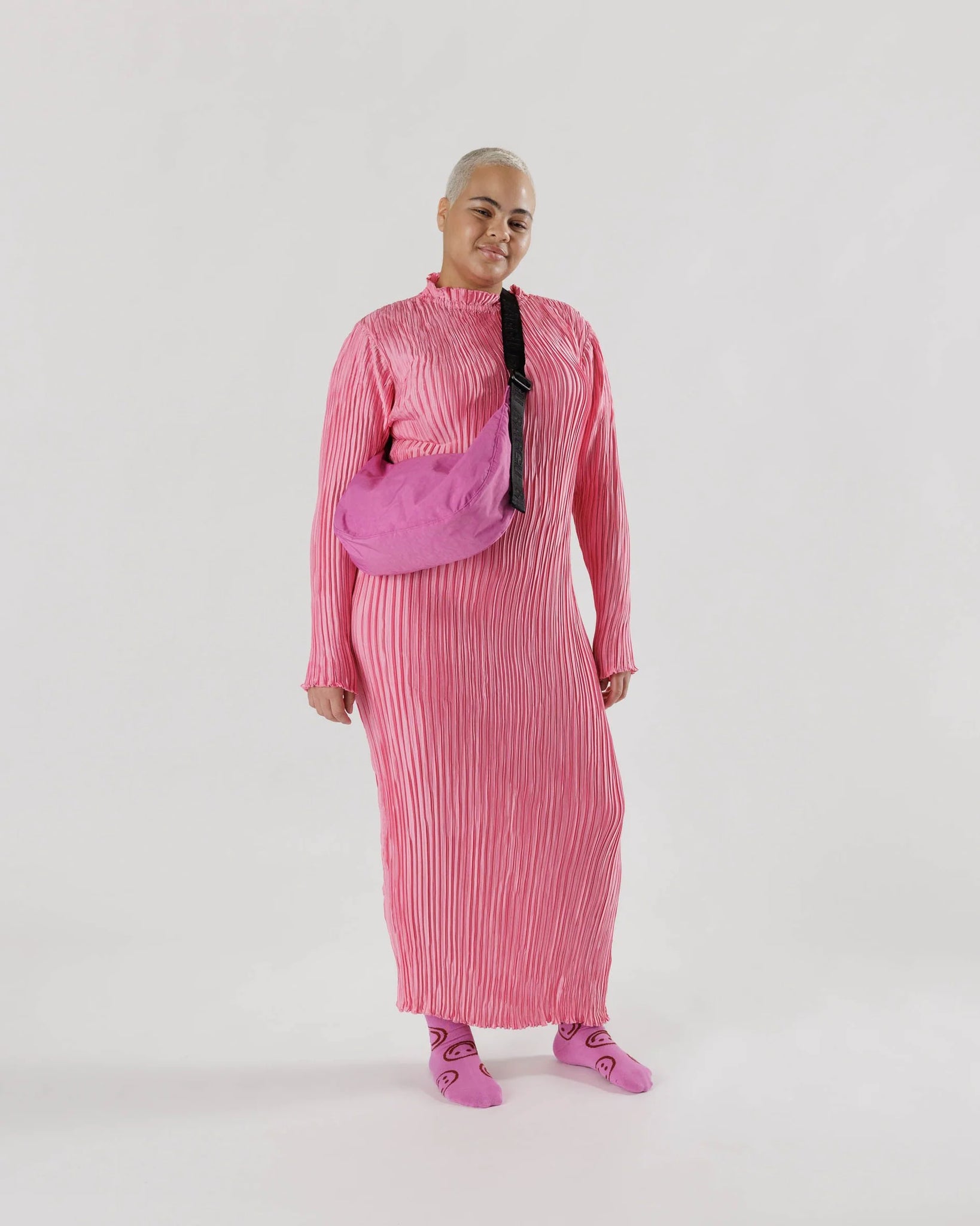 Baggu Medium Nylon Crescent Bag - Extra Pink | Prelude & Dawn | Los Angeles, CA