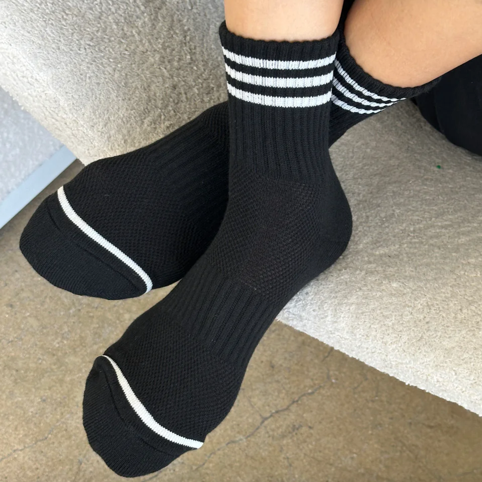Le Bon Girlfriend Socks Black