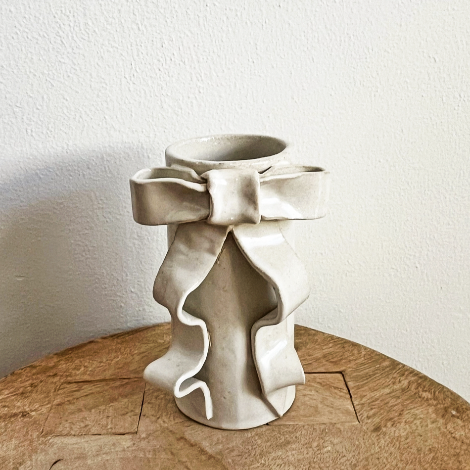 Ribbon Bow Vase