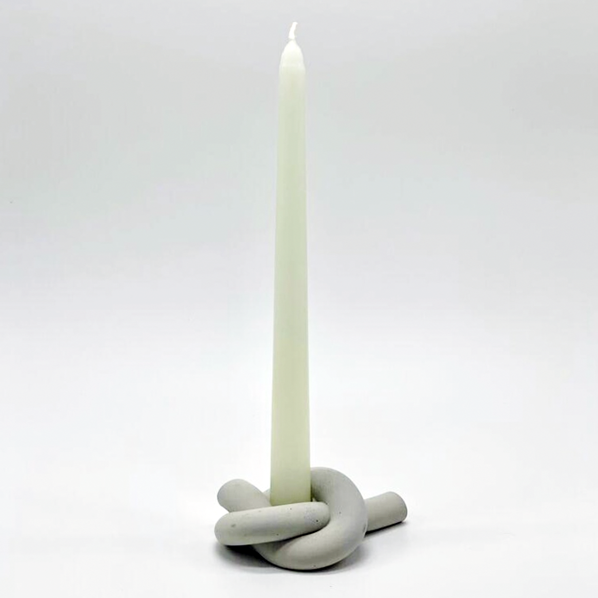 Knot Concrete Candle Holder