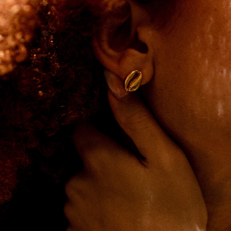 Cowrie Earrings - Gold