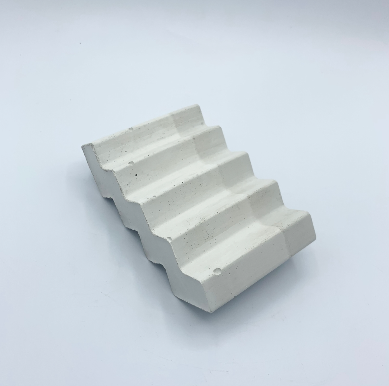 Two-Toned Zig Zag Soap Dish