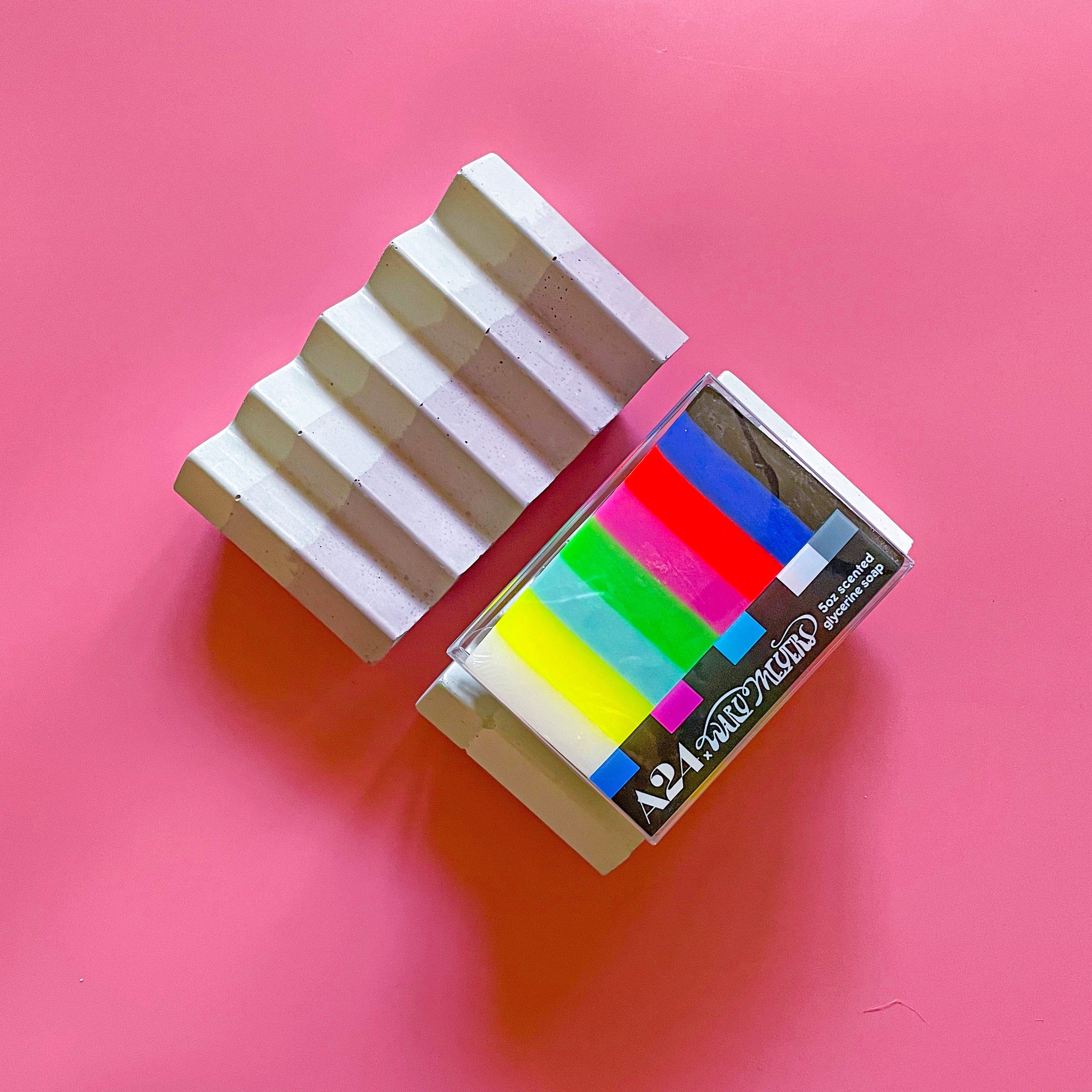 Two-Toned Zig Zag Soap Dish